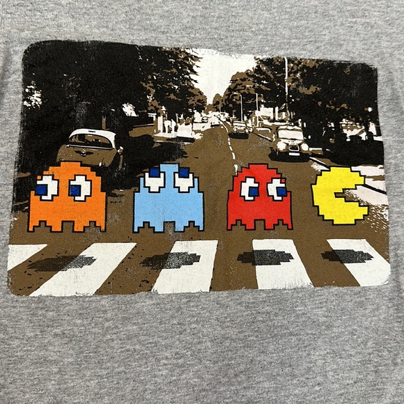 Pac-Man Meets Abbey Road Tee - Picture 2 of 3